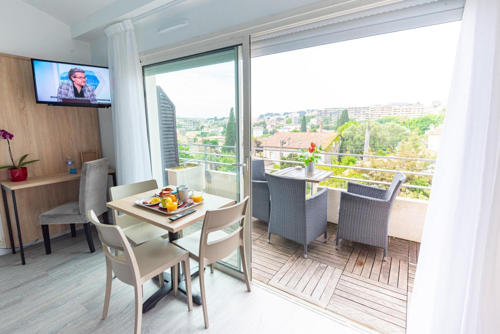 Zenitude Hotel-Residences Le Cannet Exterior foto